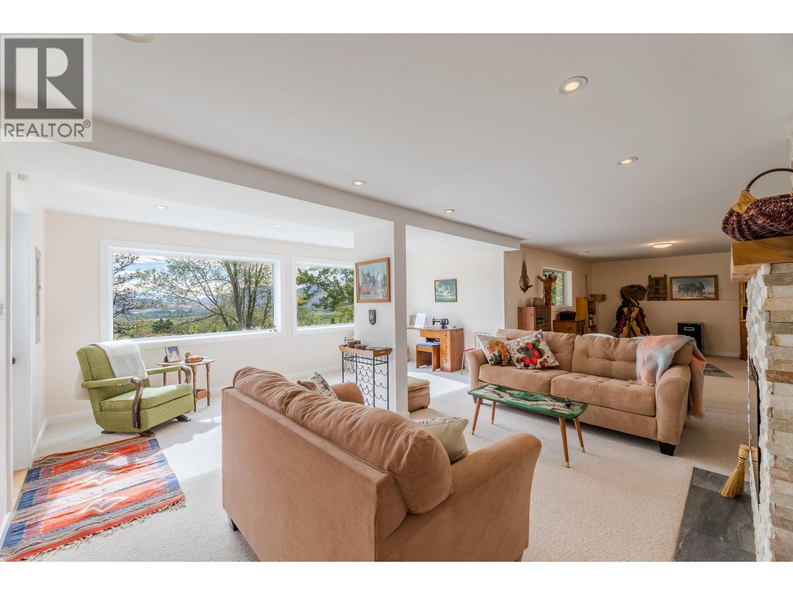 101 Knippelberg Road, Oliver, British Columbia  V0H 1T5 - Photo 19 - 10372987