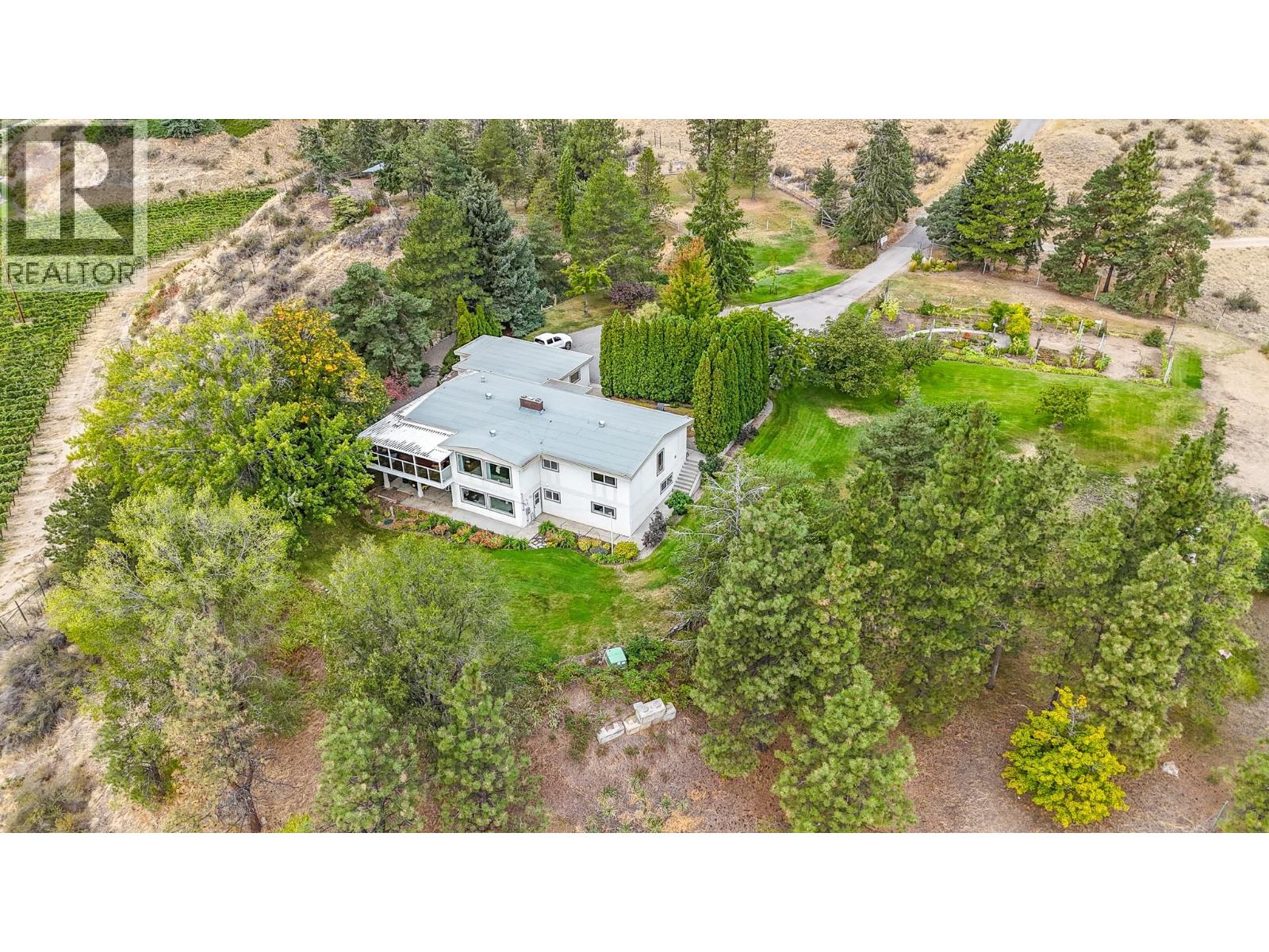 101 Knippelberg Road, Oliver, British Columbia  V0H 1T5 - Photo 3 - 10372987