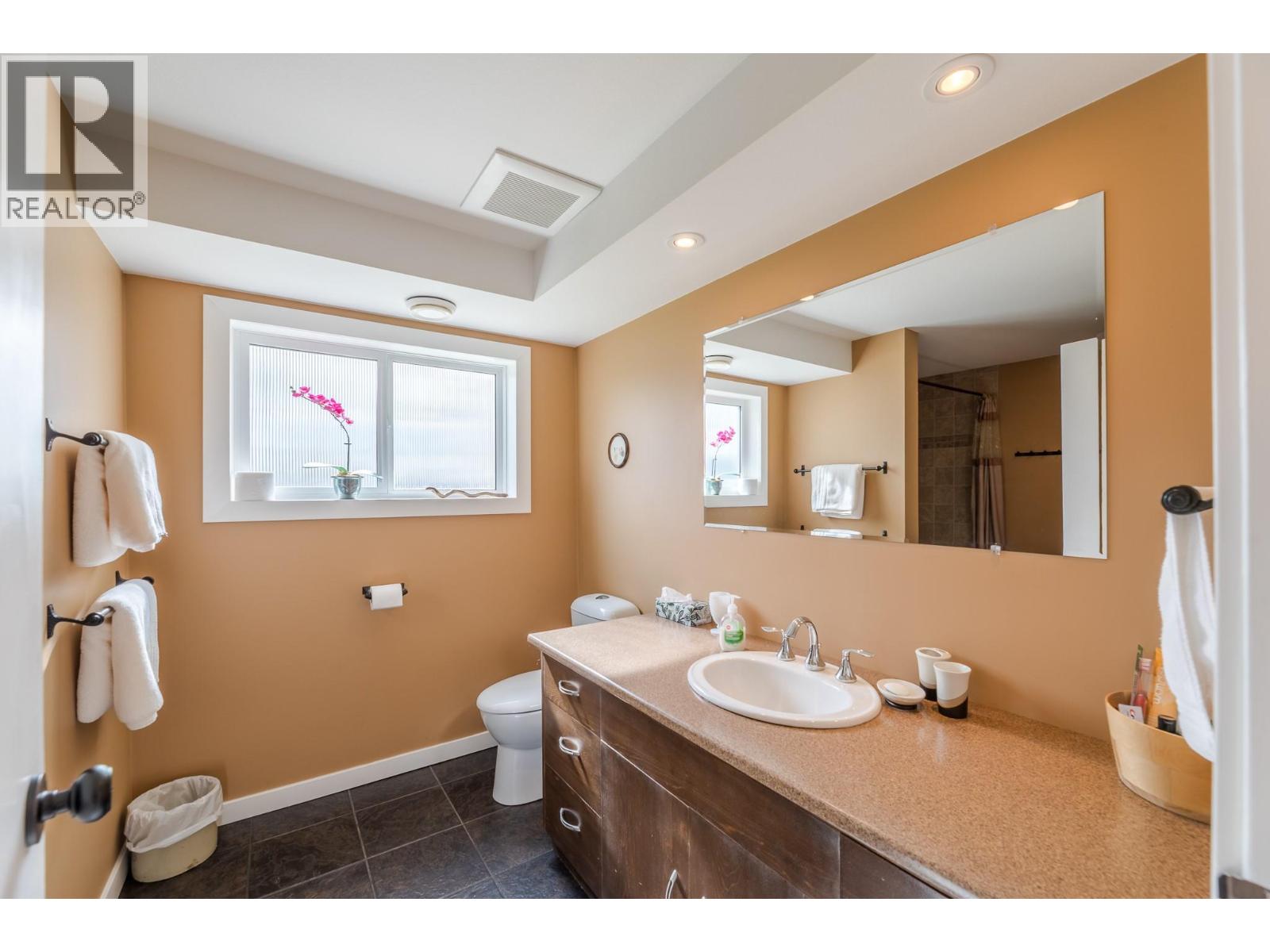 101 Knippelberg Road, Oliver, British Columbia  V0H 1T5 - Photo 31 - 10372987