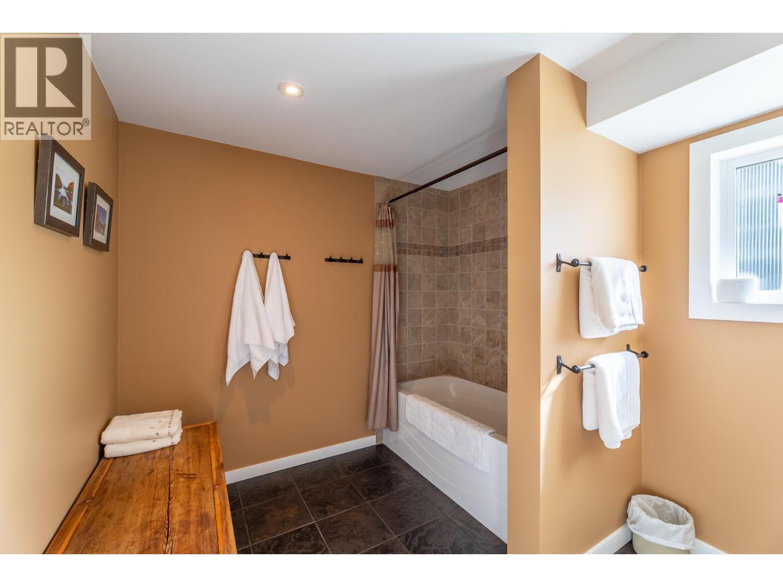 101 Knippelberg Road, Oliver, British Columbia  V0H 1T5 - Photo 32 - 10372987