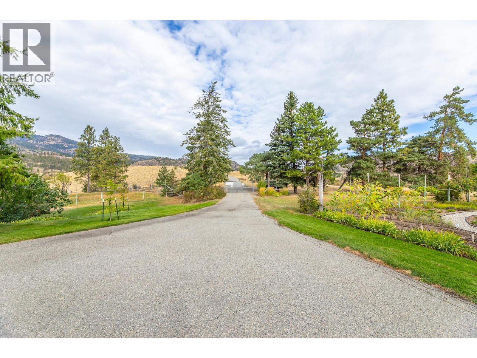 101 Knippelberg Road, Oliver, British Columbia  V0H 1T5 - Photo 33 - 10372987