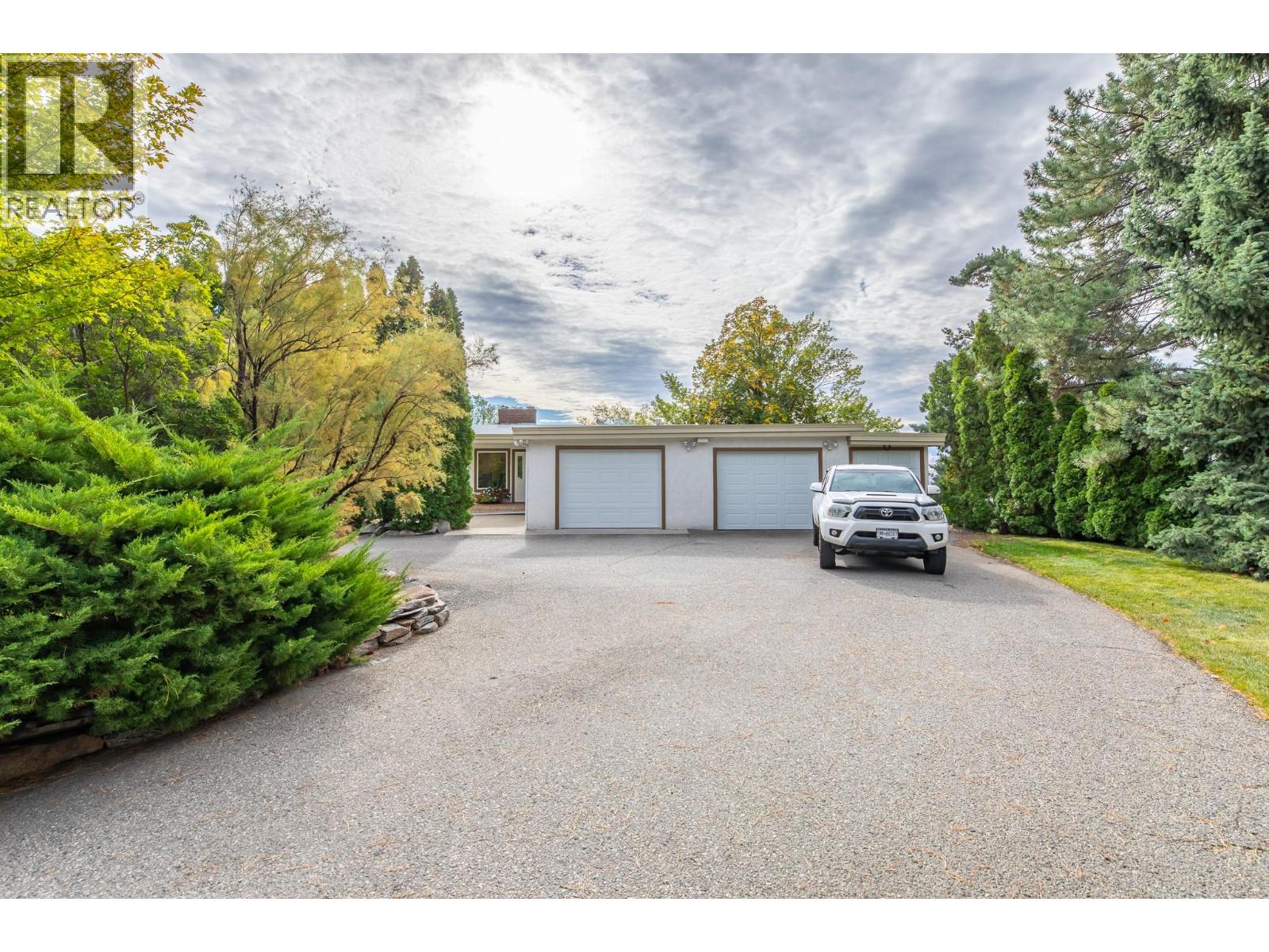 101 Knippelberg Road, Oliver, British Columbia  V0H 1T5 - Photo 38 - 10372987