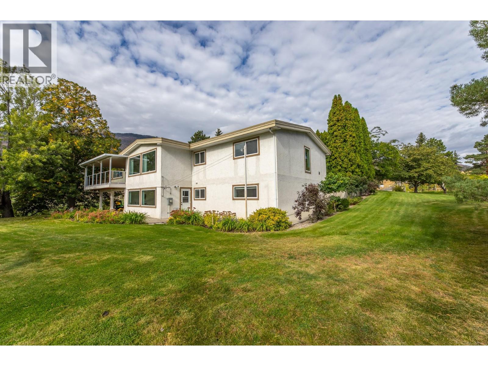 101 Knippelberg Road, Oliver, British Columbia  V0H 1T5 - Photo 40 - 10372987