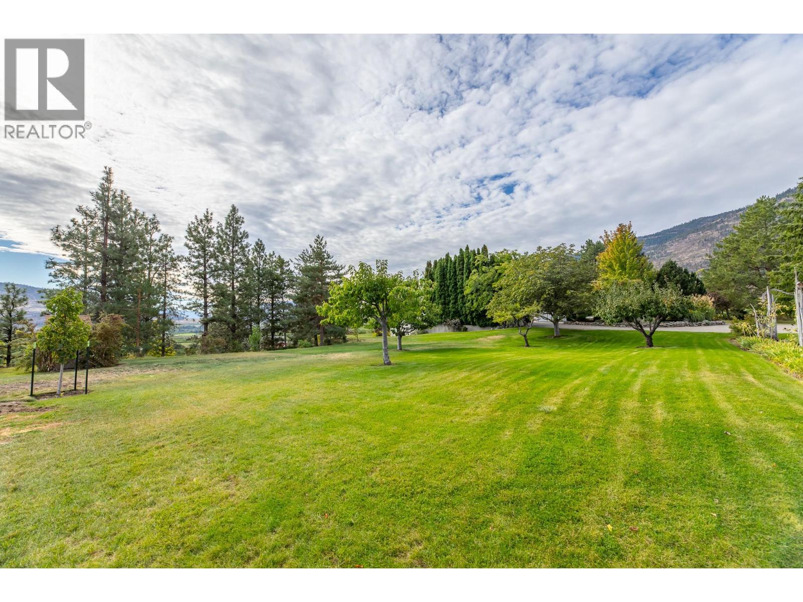 101 Knippelberg Road, Oliver, British Columbia  V0H 1T5 - Photo 44 - 10372987