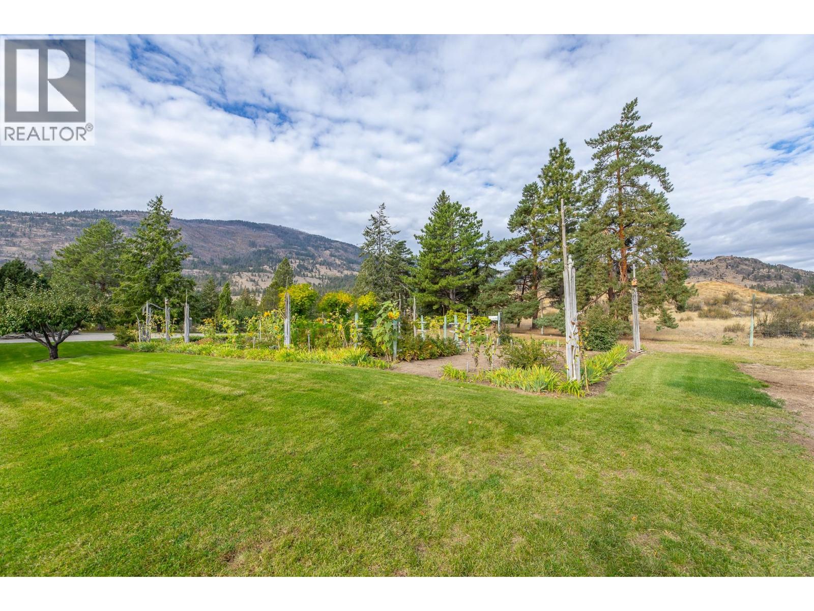 101 Knippelberg Road, Oliver, British Columbia  V0H 1T5 - Photo 49 - 10372987