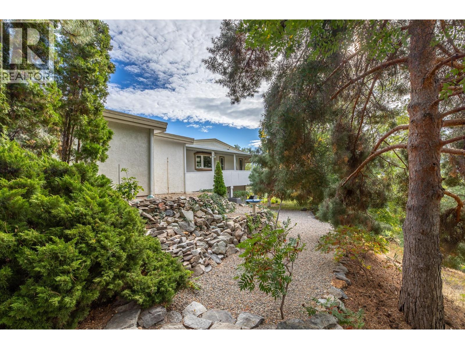 101 Knippelberg Road, Oliver, British Columbia  V0H 1T5 - Photo 52 - 10372987