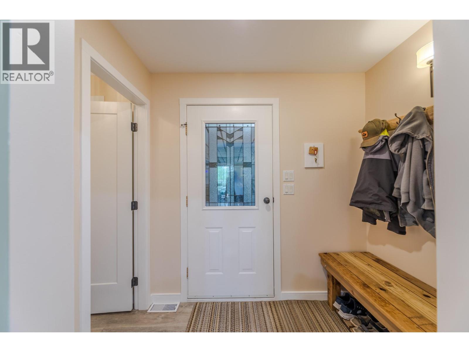 101 Knippelberg Road, Oliver, British Columbia  V0H 1T5 - Photo 67 - 10372987