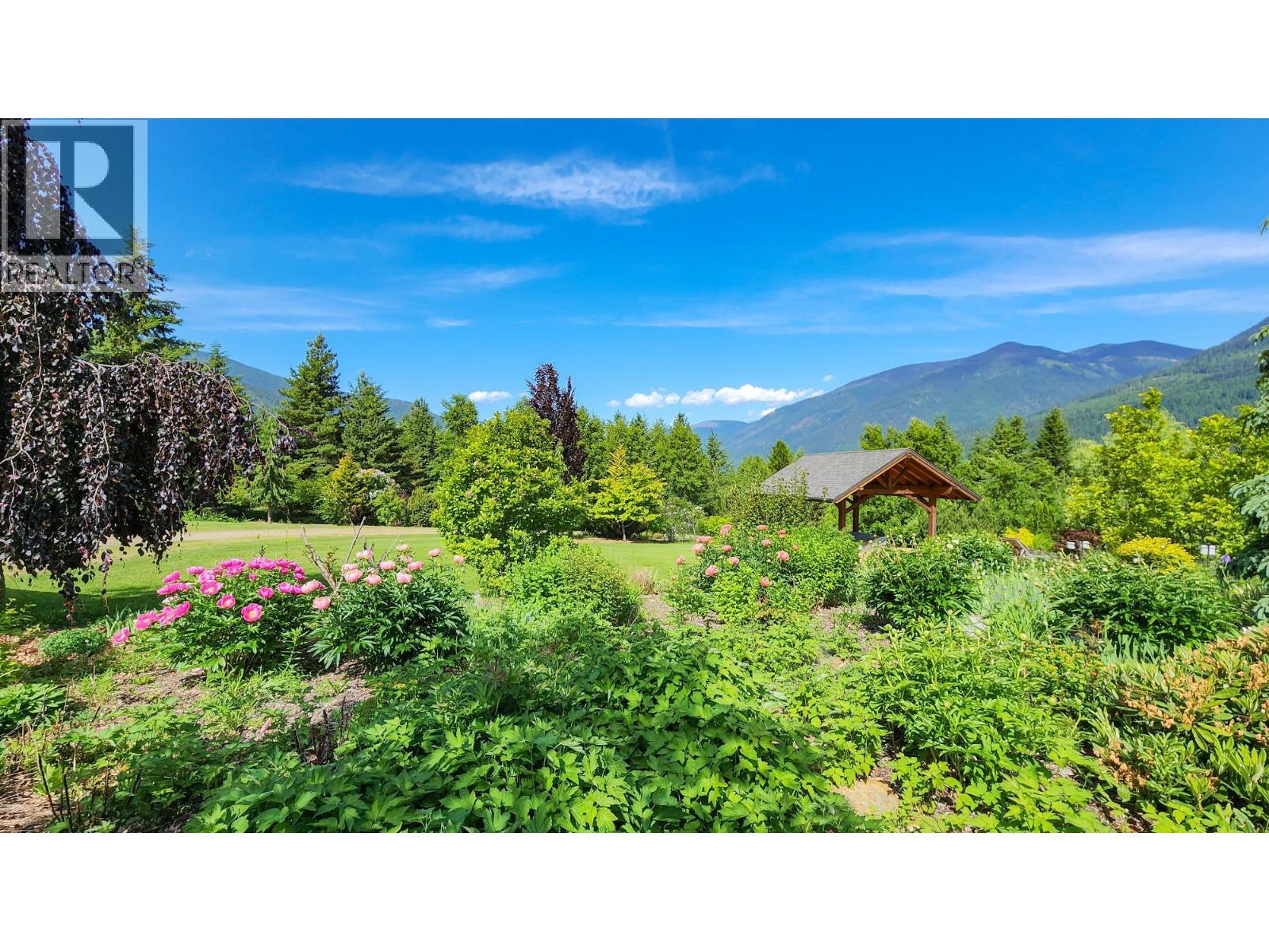 6890 Harrop-Procter Road, Harrop, British Columbia  V1L 6R2 - Photo 45 - 10372962