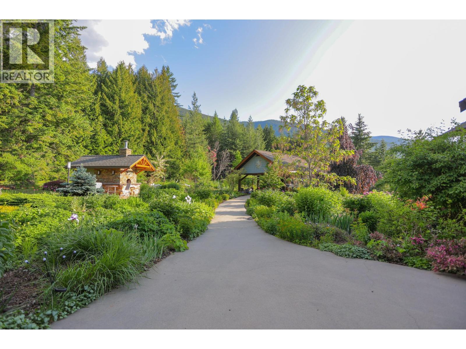 6890 Harrop-Procter Road, Harrop, British Columbia  V1L 6R2 - Photo 49 - 10372962
