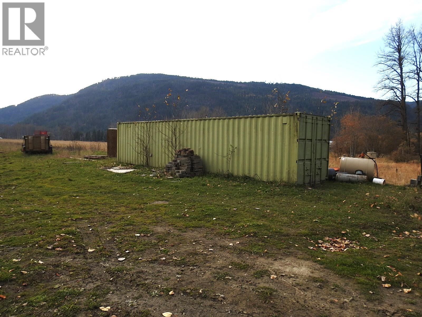 110 Parsons Road, Mara, British Columbia  V0E 2K0 - Photo 16 - 10372996