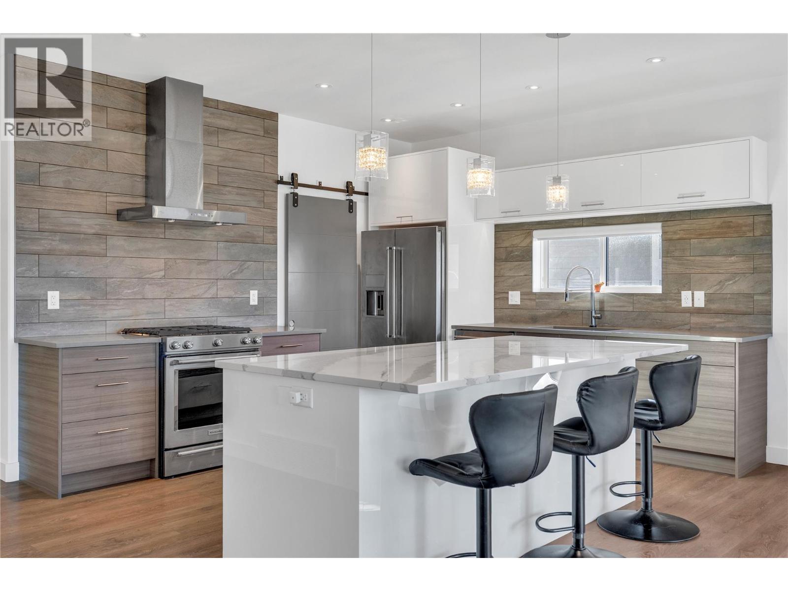 186 Avery Place, Penticton, British Columbia  V2A 0B4 - Photo 11 - 10372990