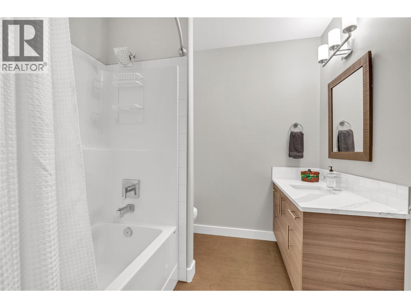 186 Avery Place, Penticton, British Columbia  V2A 0B4 - Photo 30 - 10372990