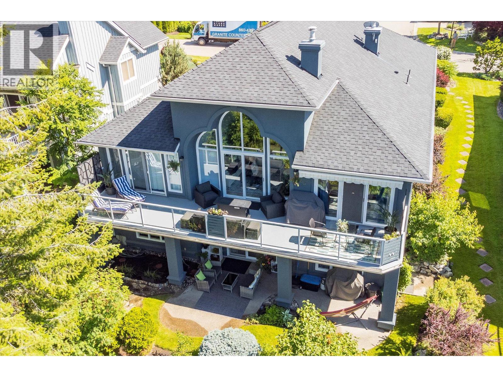 4187 Gallaghers Crescent, Kelowna, British Columbia  V1W 3Z9 - Photo 2 - 10365803
