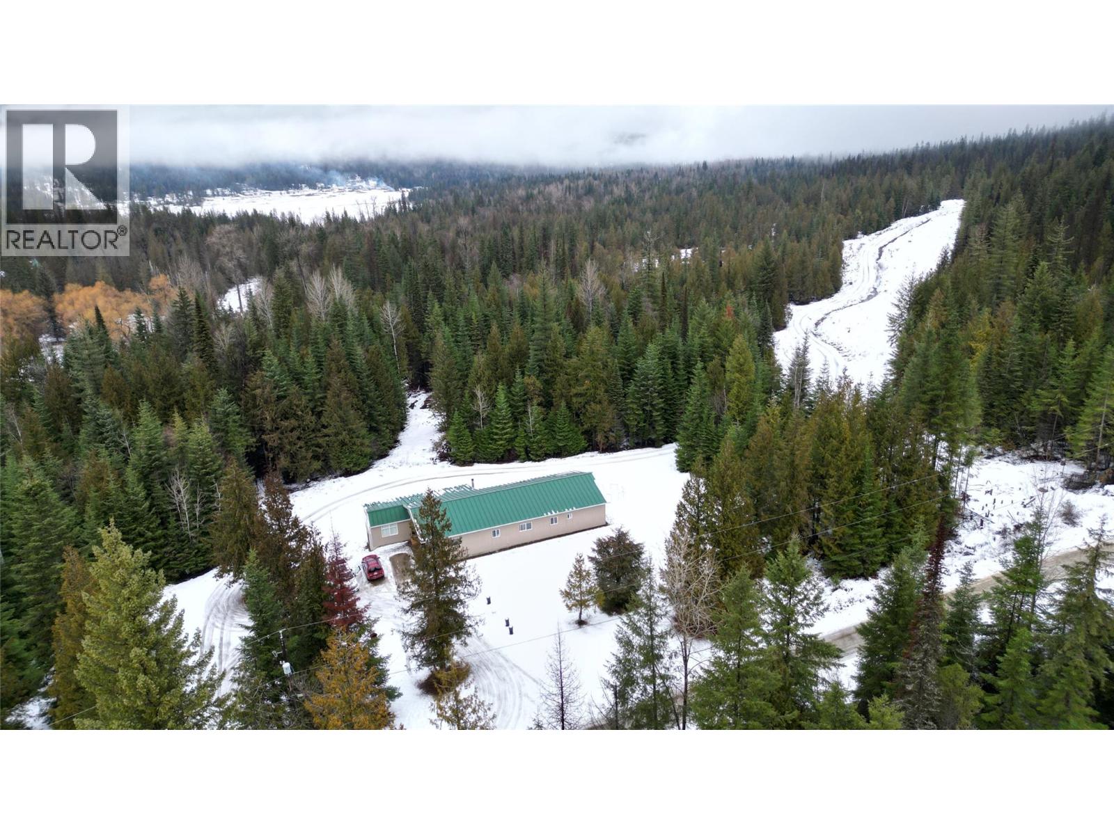1925 Mcdaniels Road, castlegar, British Columbia