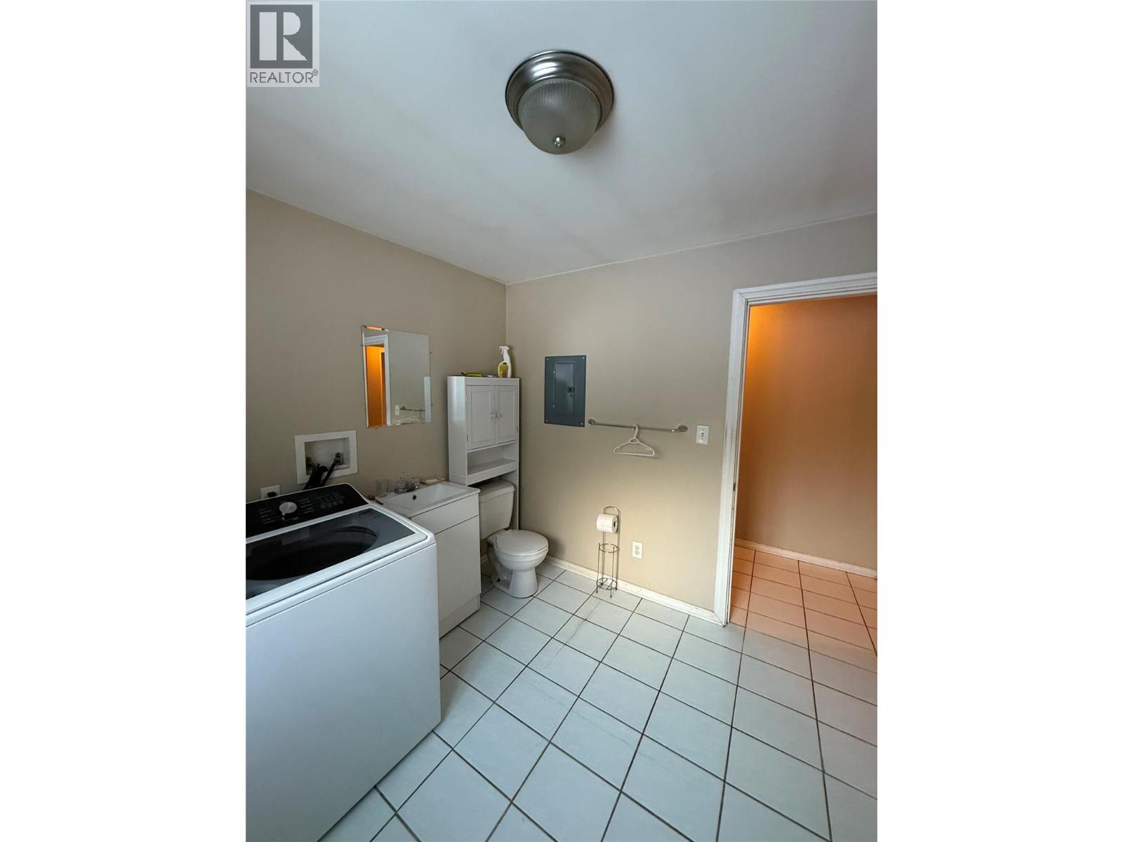 1925 Mcdaniels Road, Castlegar, British Columbia  V1N 4T2 - Photo 10 - 10372634