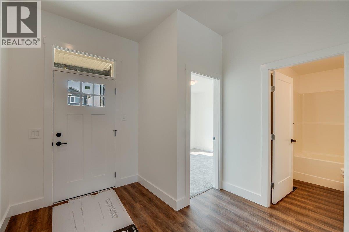 1509 Aspen Lane, Castlegar, British Columbia  V1N 4X8 - Photo 28 - 10372940