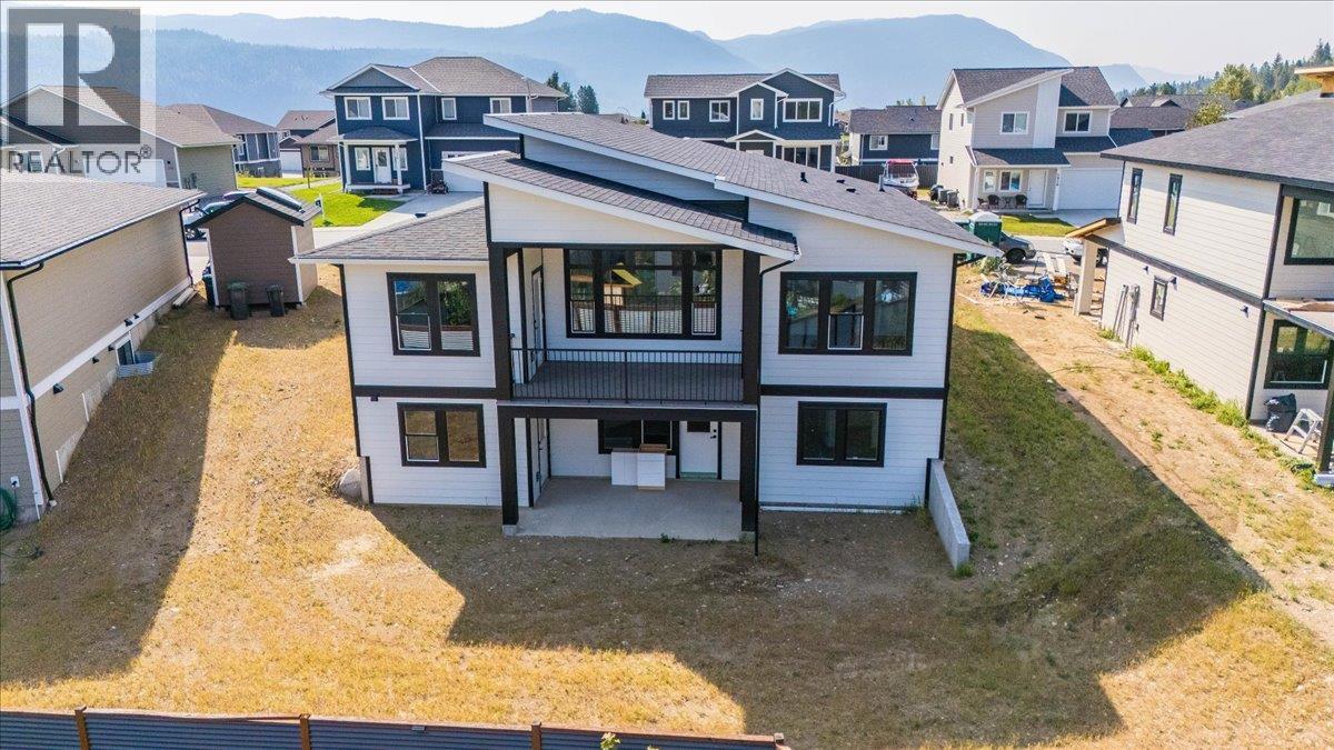 1509 Aspen Lane, Castlegar, British Columbia  V1N 4X8 - Photo 3 - 10372940
