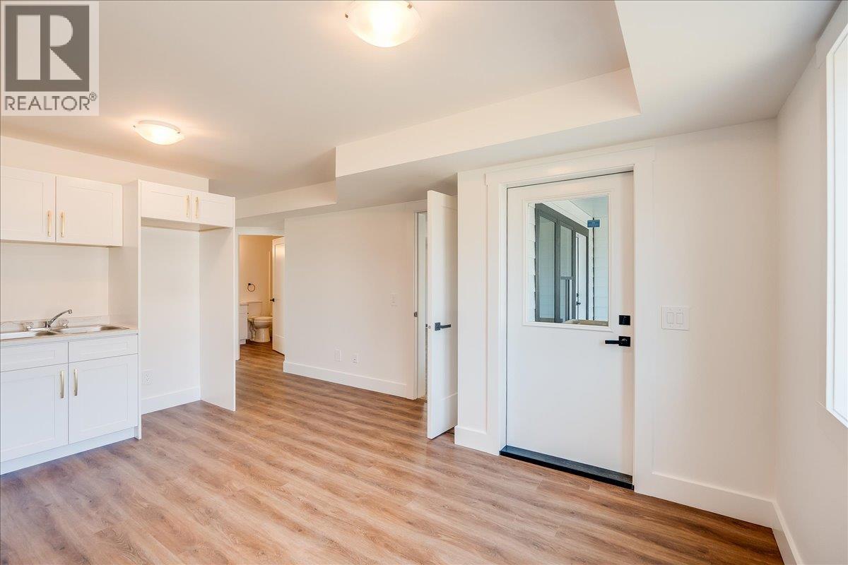 1509 Aspen Lane, Castlegar, British Columbia  V1N 4X8 - Photo 39 - 10372940
