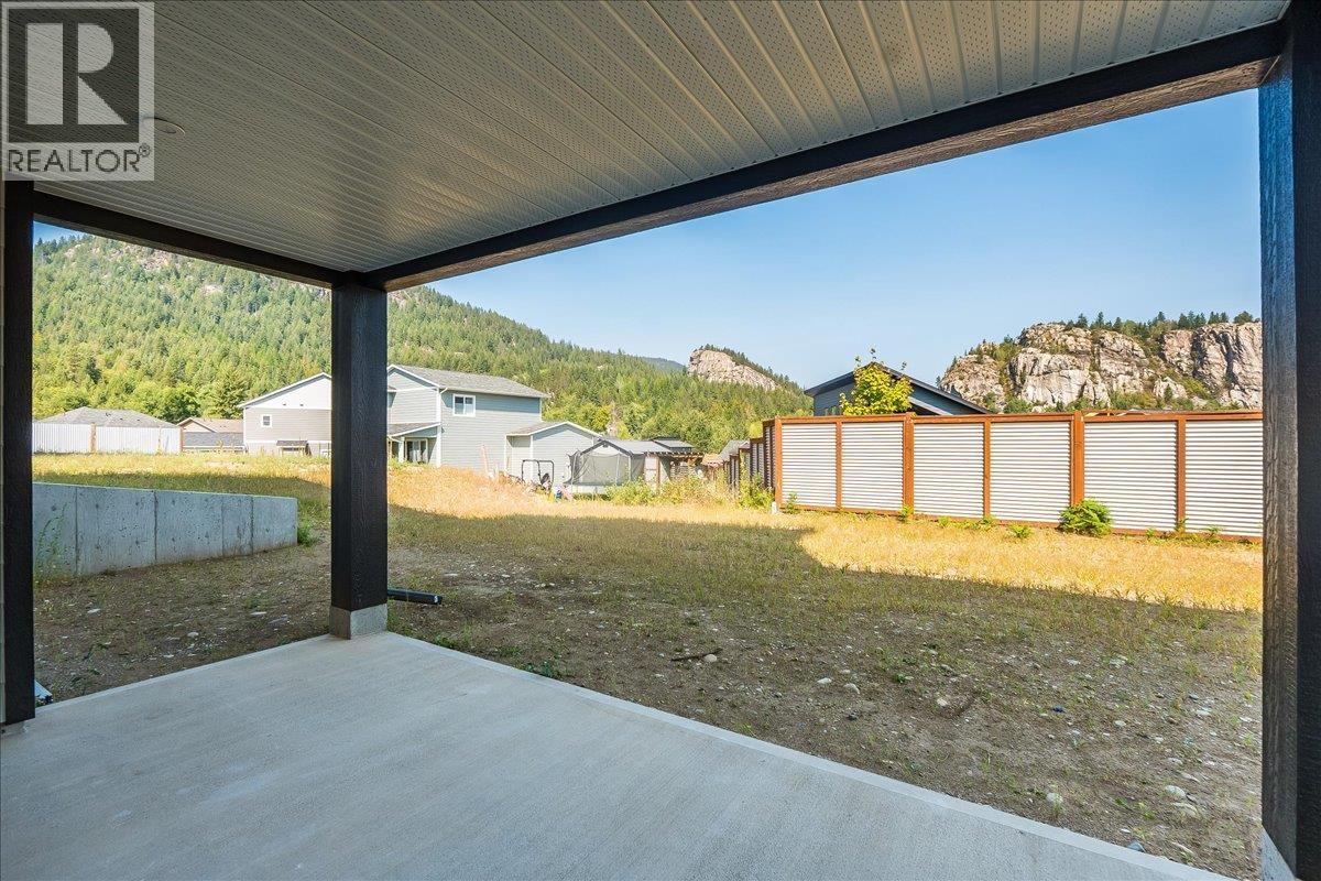 1509 Aspen Lane, Castlegar, British Columbia  V1N 4X8 - Photo 57 - 10372940