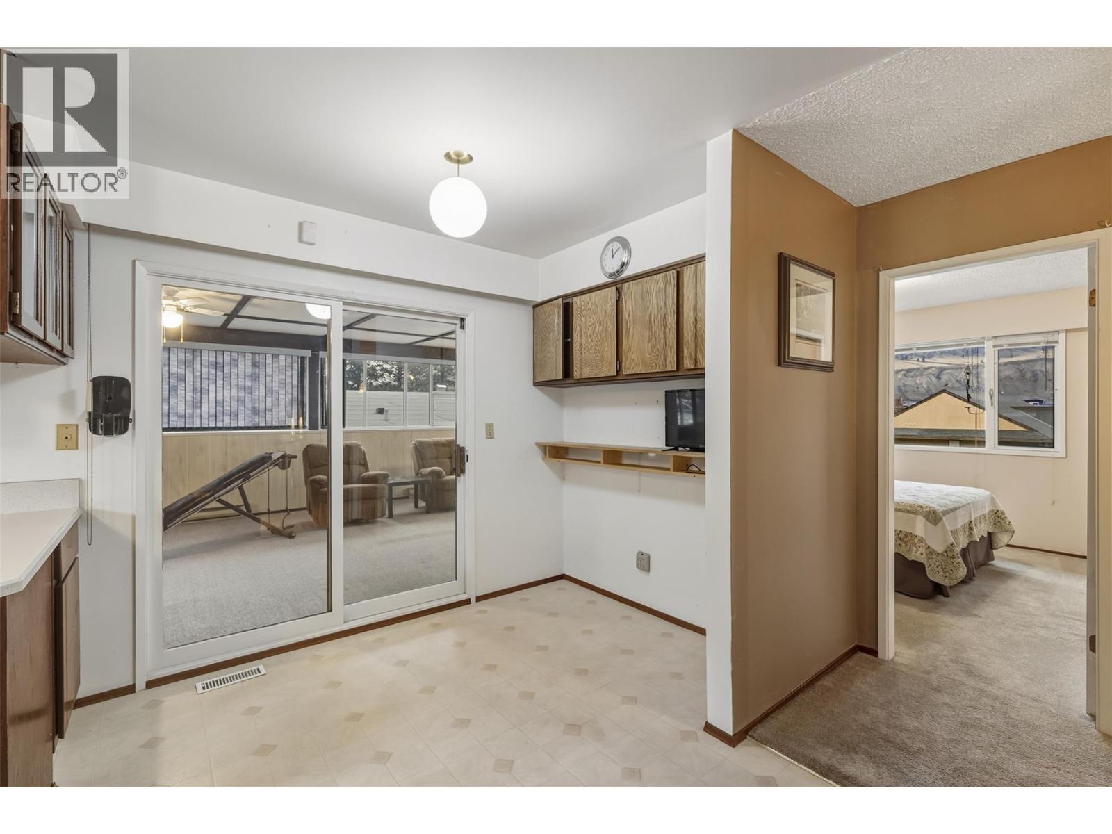 2480 Valleyview Drive, Kamloops, British Columbia  V2C 4E3 - Photo 15 - 10372204