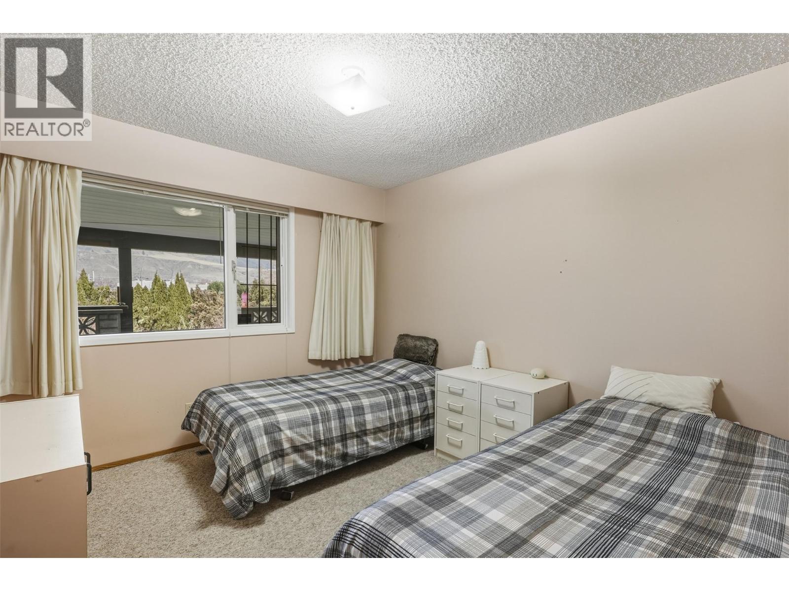 2480 Valleyview Drive, Kamloops, British Columbia  V2C 4E3 - Photo 39 - 10372204