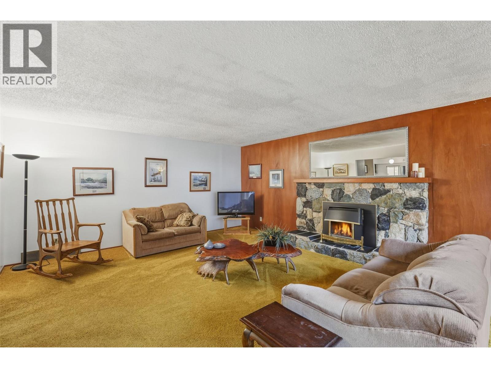2480 Valleyview Drive, Kamloops, British Columbia  V2C 4E3 - Photo 8 - 10372204