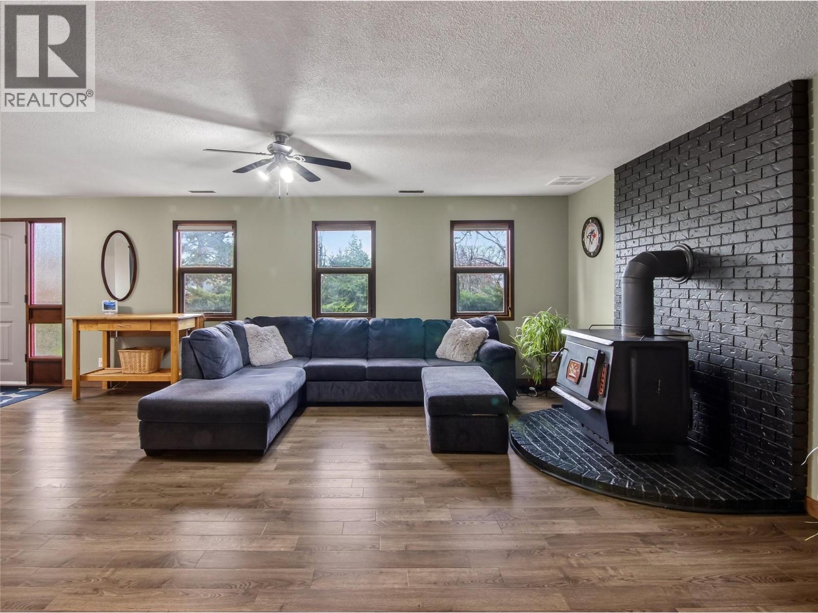 130 Laurel Place, Penticton, British Columbia  V2A 7S7 - Photo 34 - 10372411