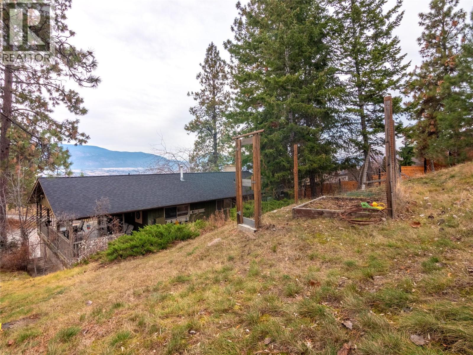 130 Laurel Place, Penticton, British Columbia  V2A 7S7 - Photo 49 - 10372411