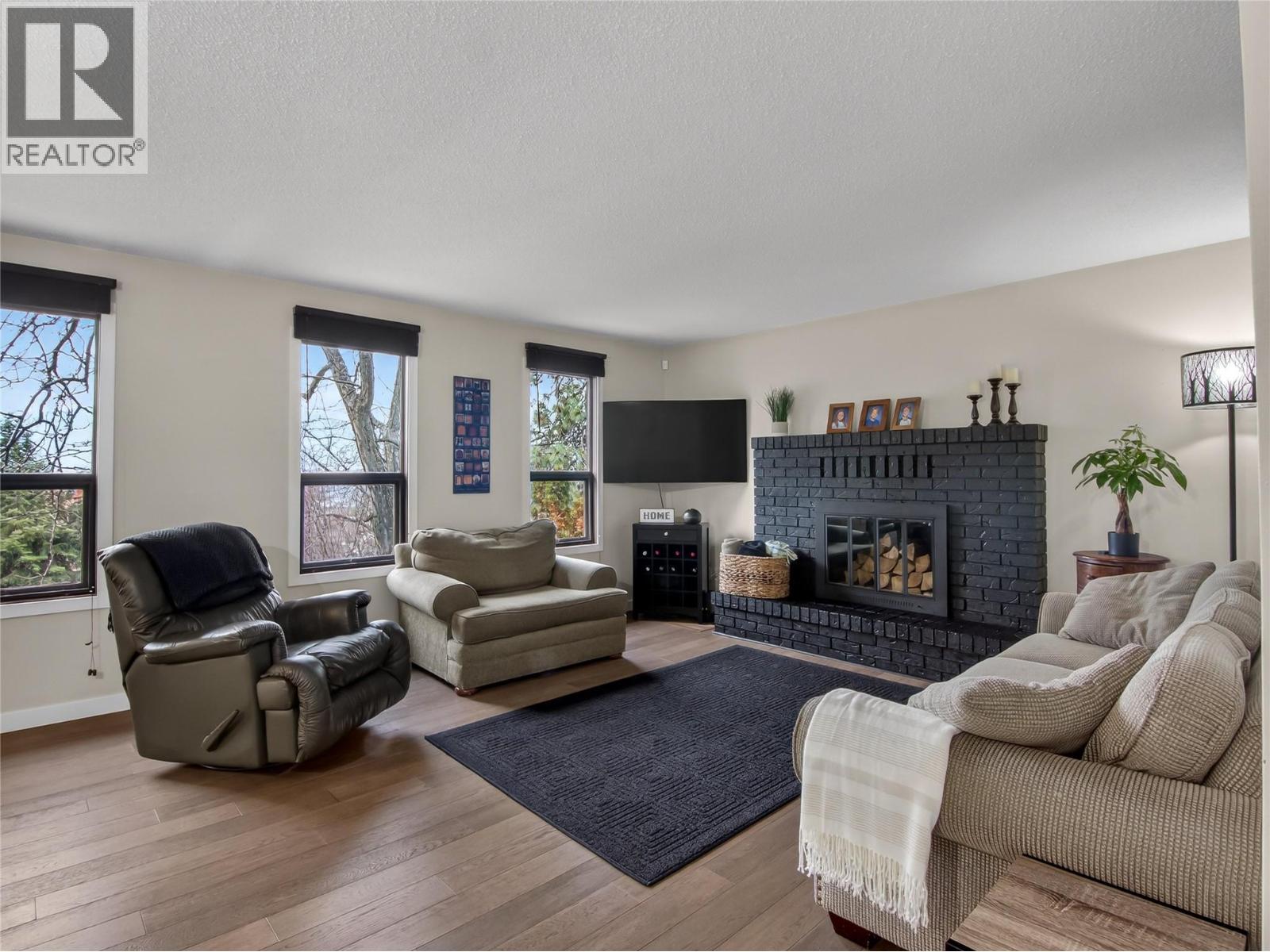 130 Laurel Place, Penticton, British Columbia  V2A 7S7 - Photo 8 - 10372411