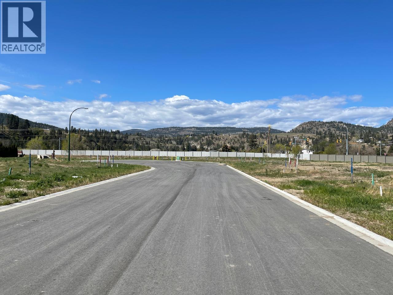 1716 Treffry Place, Summerland, British Columbia  V0H 1Z9 - Photo 6 - 10373054