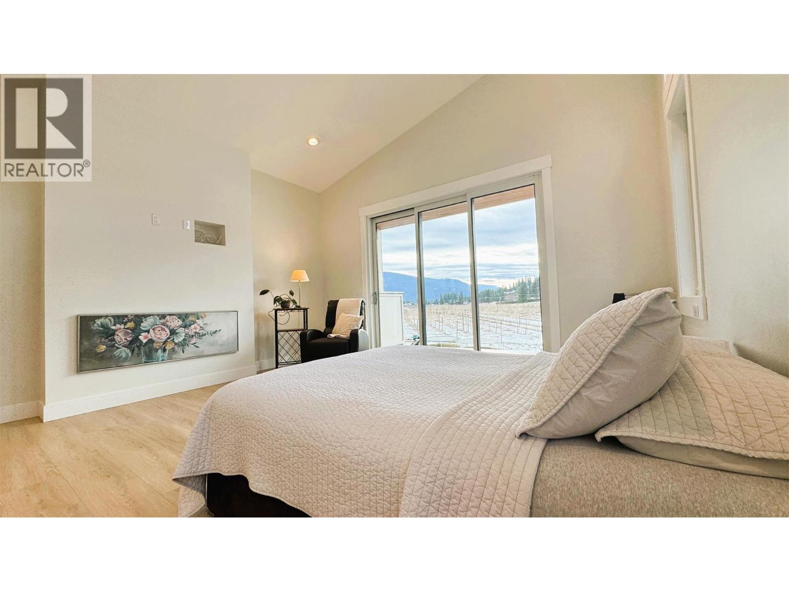 8077 Donaldson Drive, Grand Forks, British Columbia  V0H 1H0 - Photo 16 - 10373047