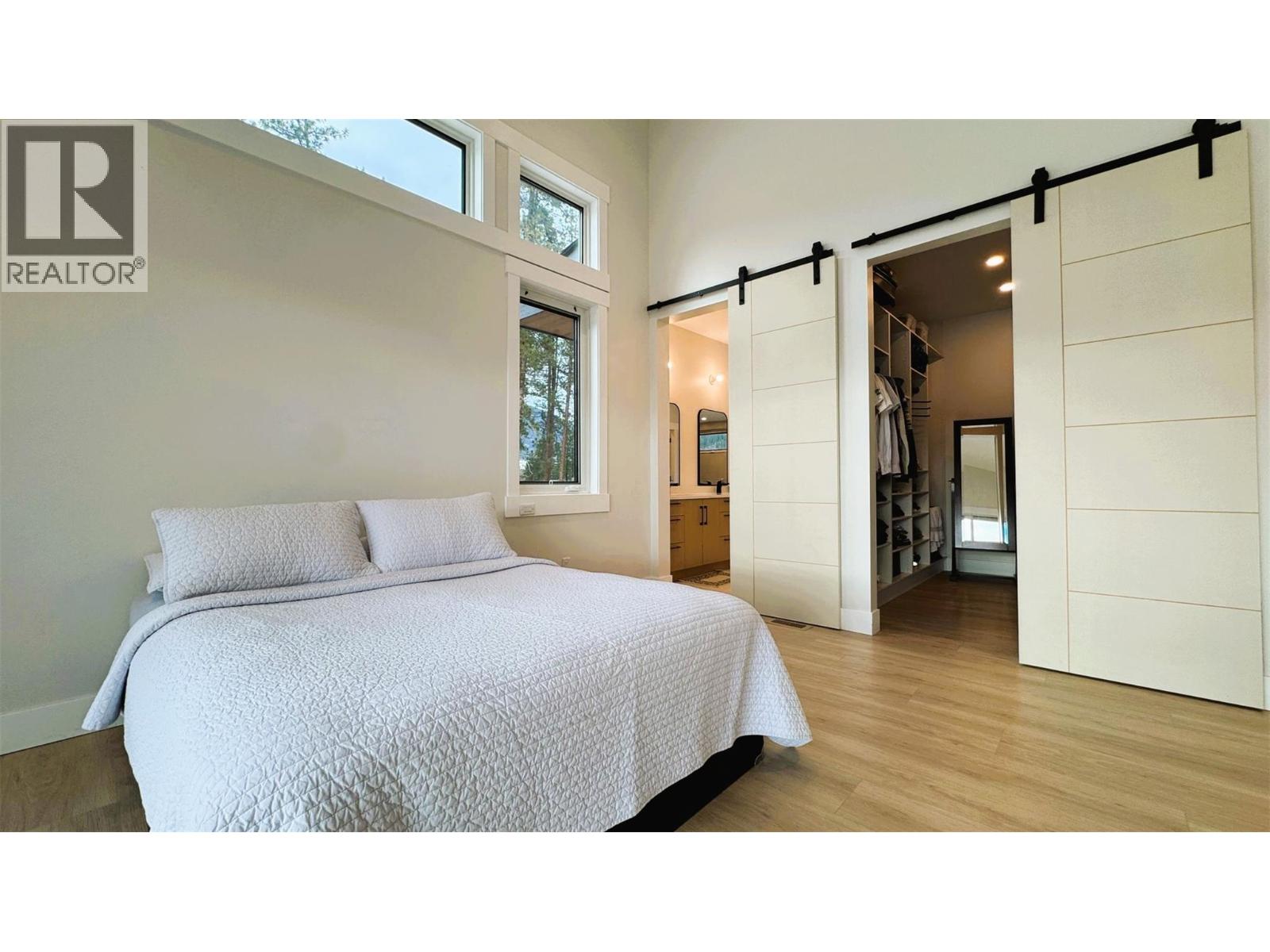 8077 Donaldson Drive, Grand Forks, British Columbia  V0H 1H0 - Photo 18 - 10373047