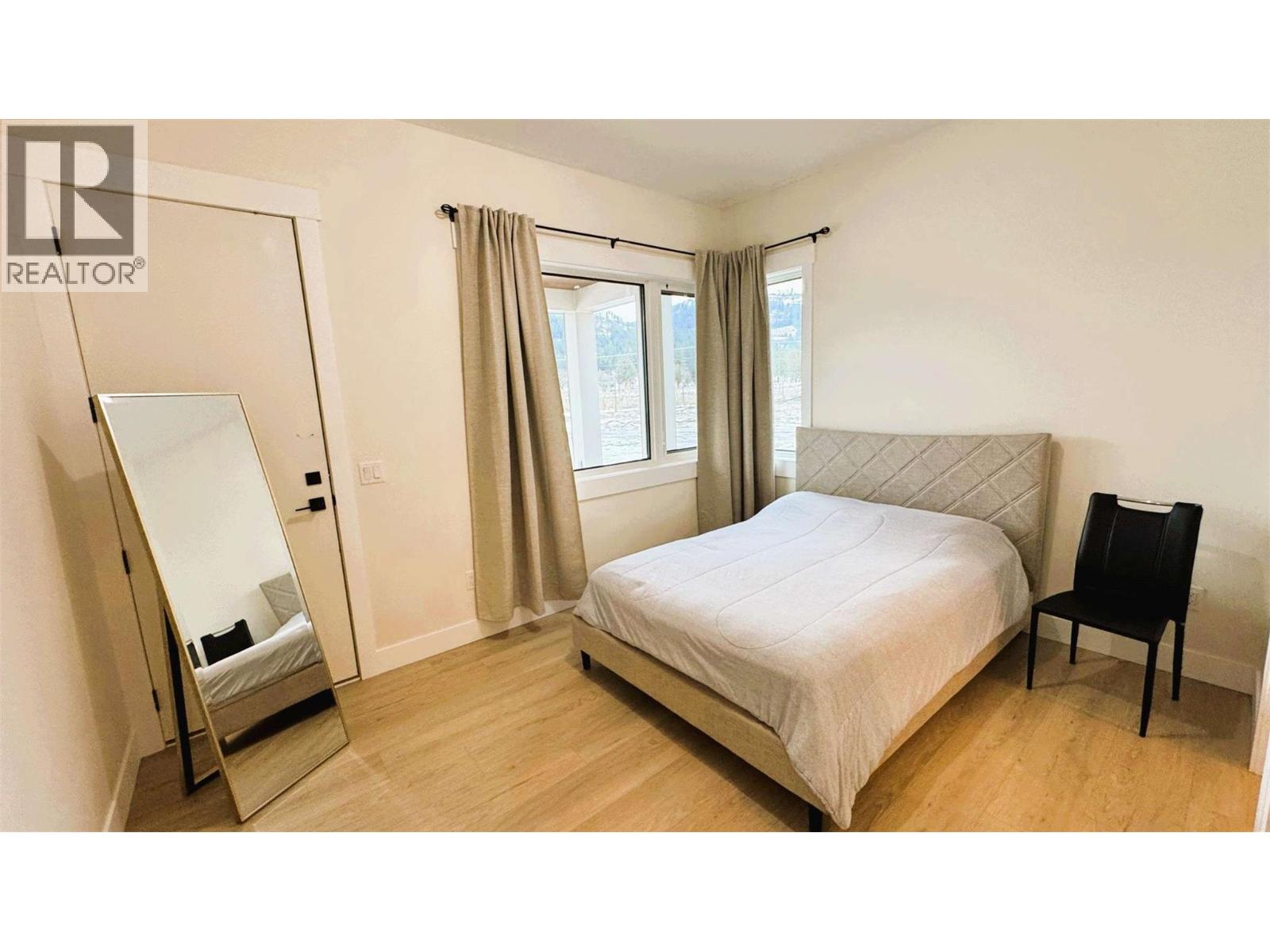 8077 Donaldson Drive, Grand Forks, British Columbia  V0H 1H0 - Photo 36 - 10373047