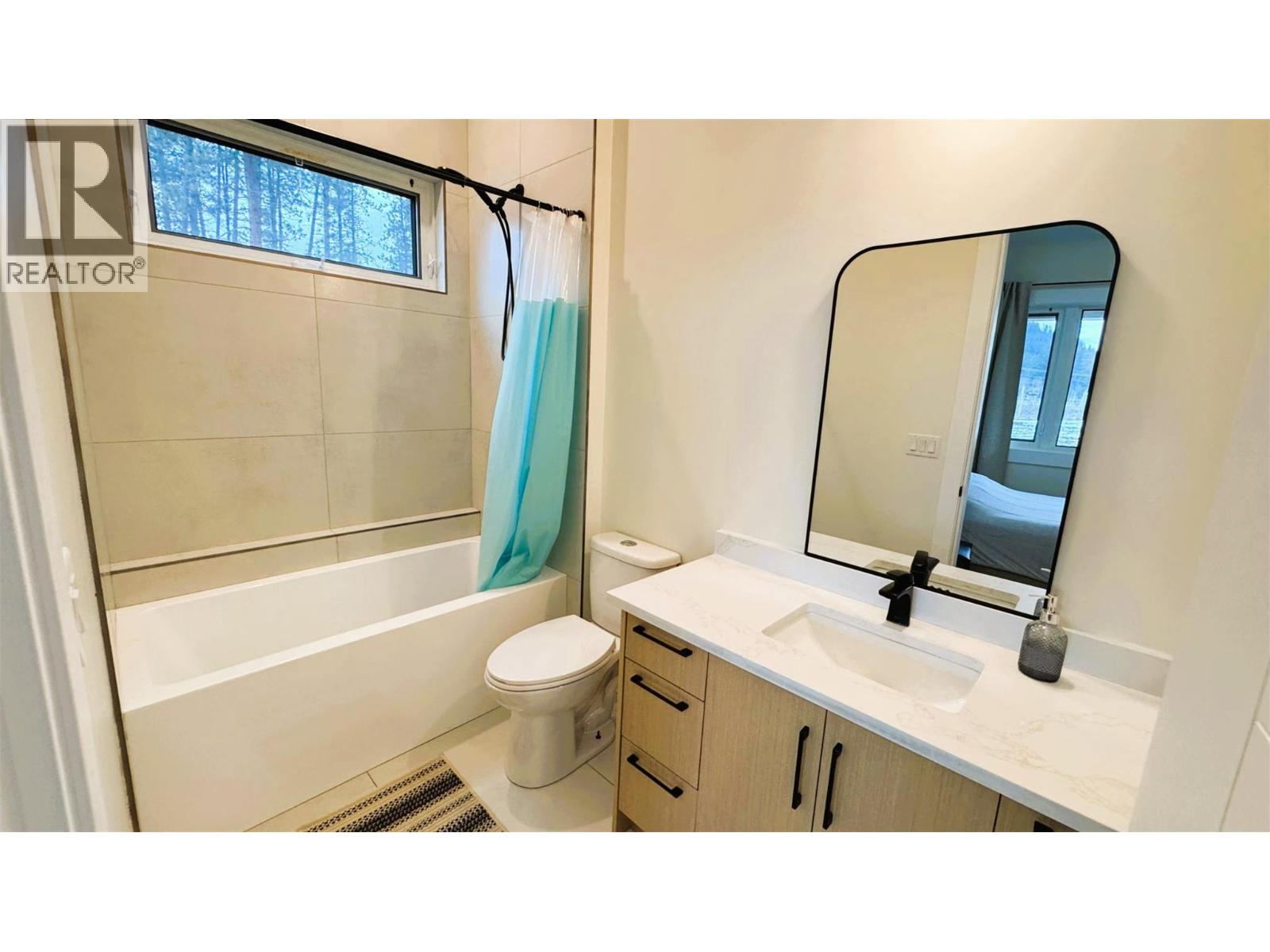 8077 Donaldson Drive, Grand Forks, British Columbia  V0H 1H0 - Photo 39 - 10373047