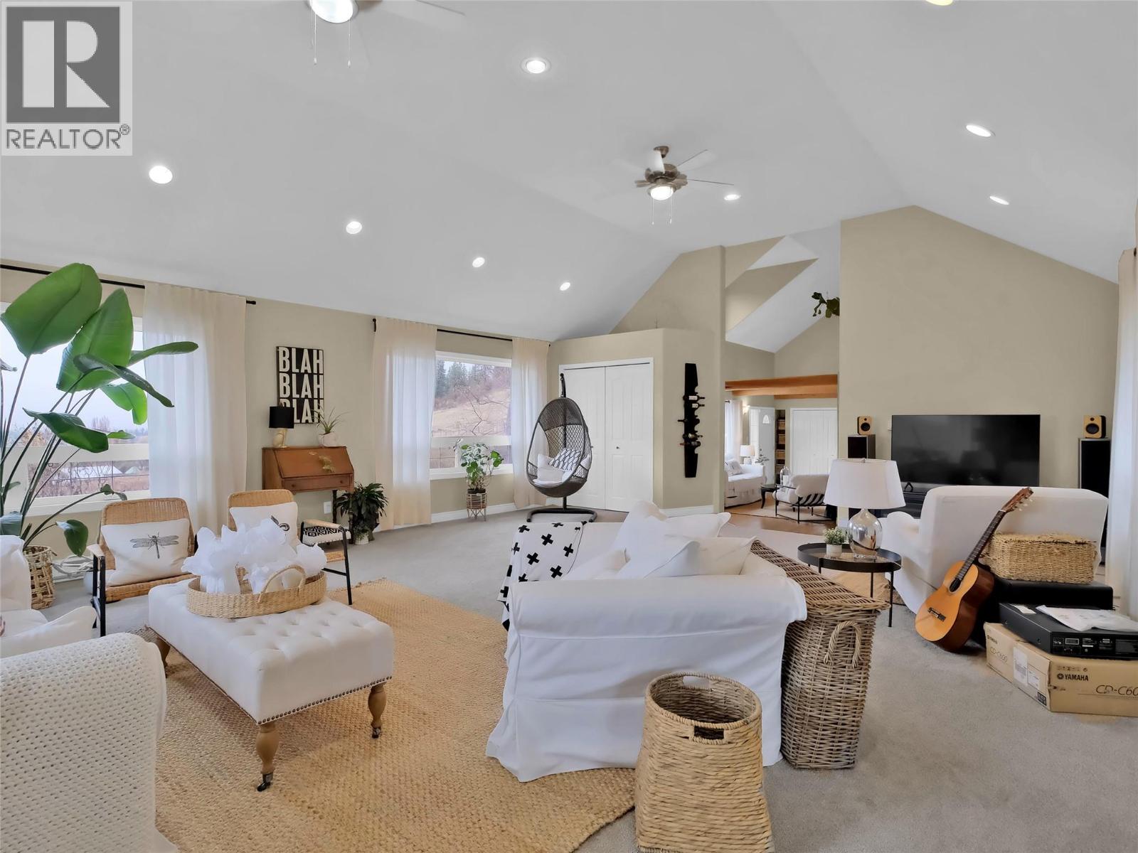 9801/9809 Gould Avenue, Summerland, British Columbia  V0H 1Z8 - Photo 11 - 10372916