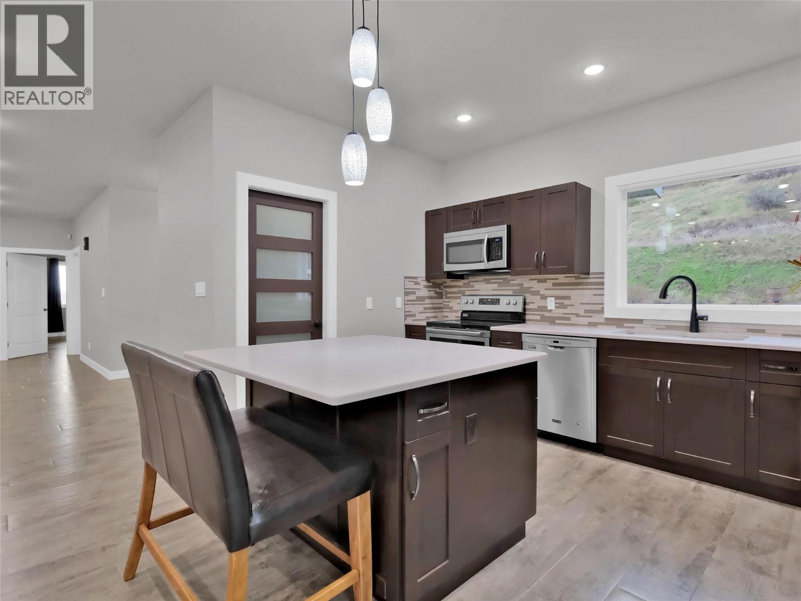 9801/9809 Gould Avenue, Summerland, British Columbia  V0H 1Z8 - Photo 19 - 10372916