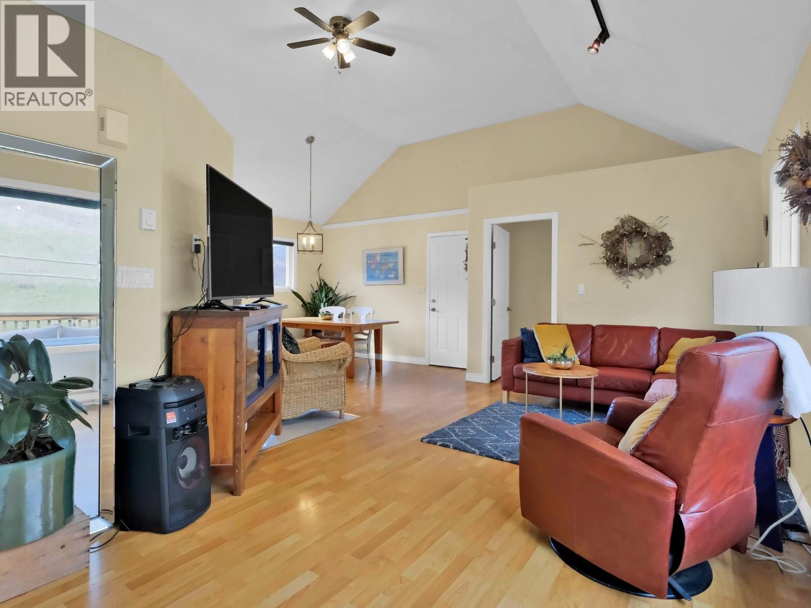 9801/9809 Gould Avenue, Summerland, British Columbia  V0H 1Z8 - Photo 52 - 10372916