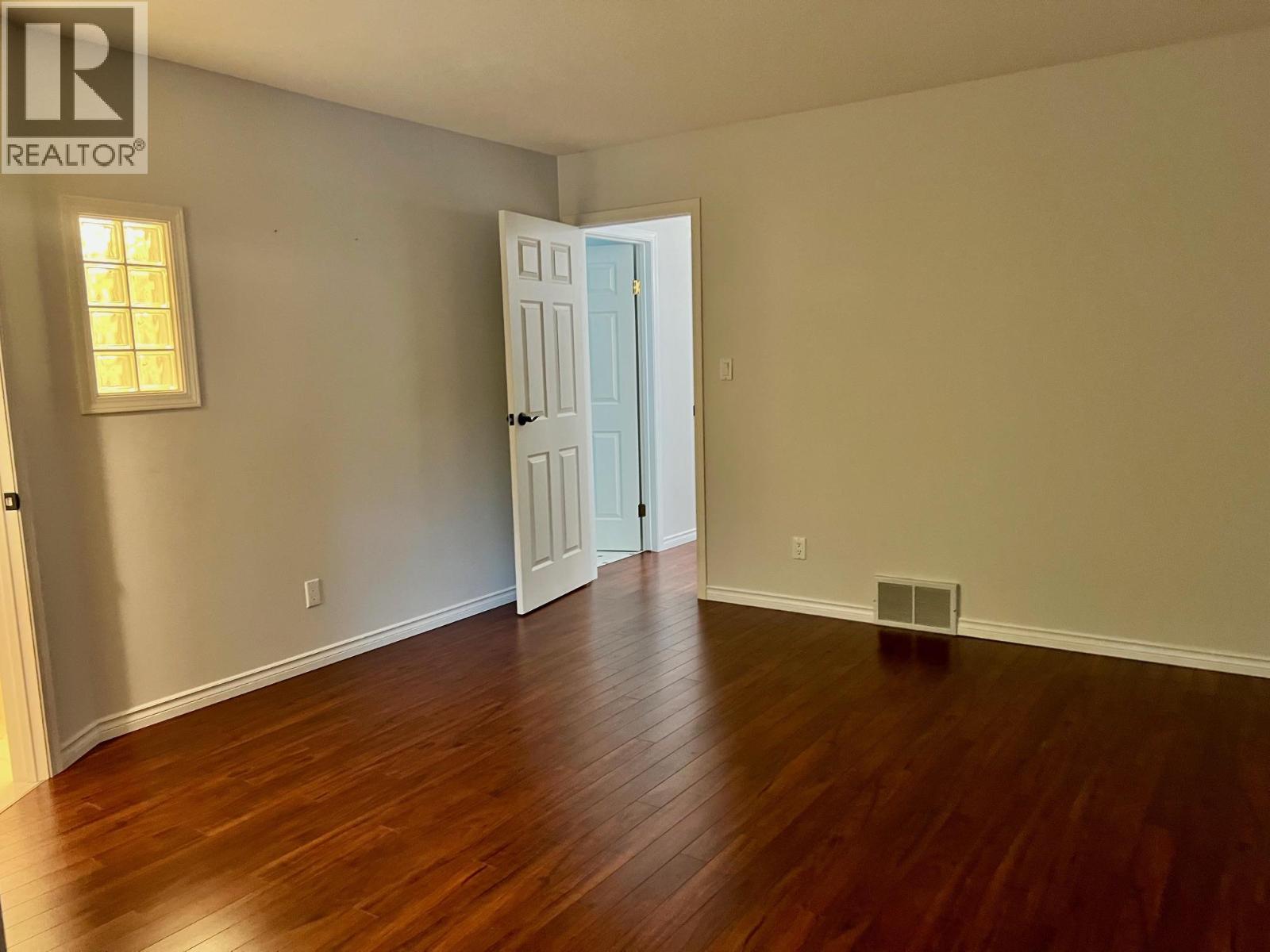312 4th Avenue S, Creston, British Columbia  V0B 1G3 - Photo 12 - 10373008