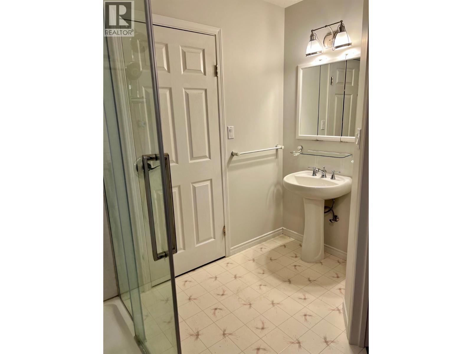 312 4th Avenue S, Creston, British Columbia  V0B 1G3 - Photo 14 - 10373008