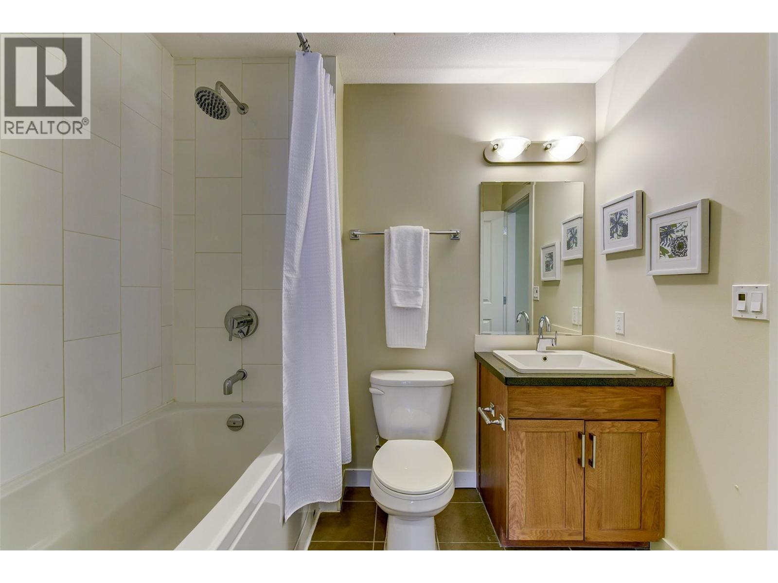 3220 Skyview Lane Unit# 202, West Kelowna, British Columbia  V4T 3J4 - Photo 18 - 10372950