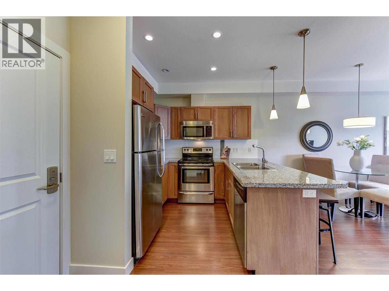 3220 Skyview Lane Unit# 202, West Kelowna, British Columbia  V4T 3J4 - Photo 3 - 10372950