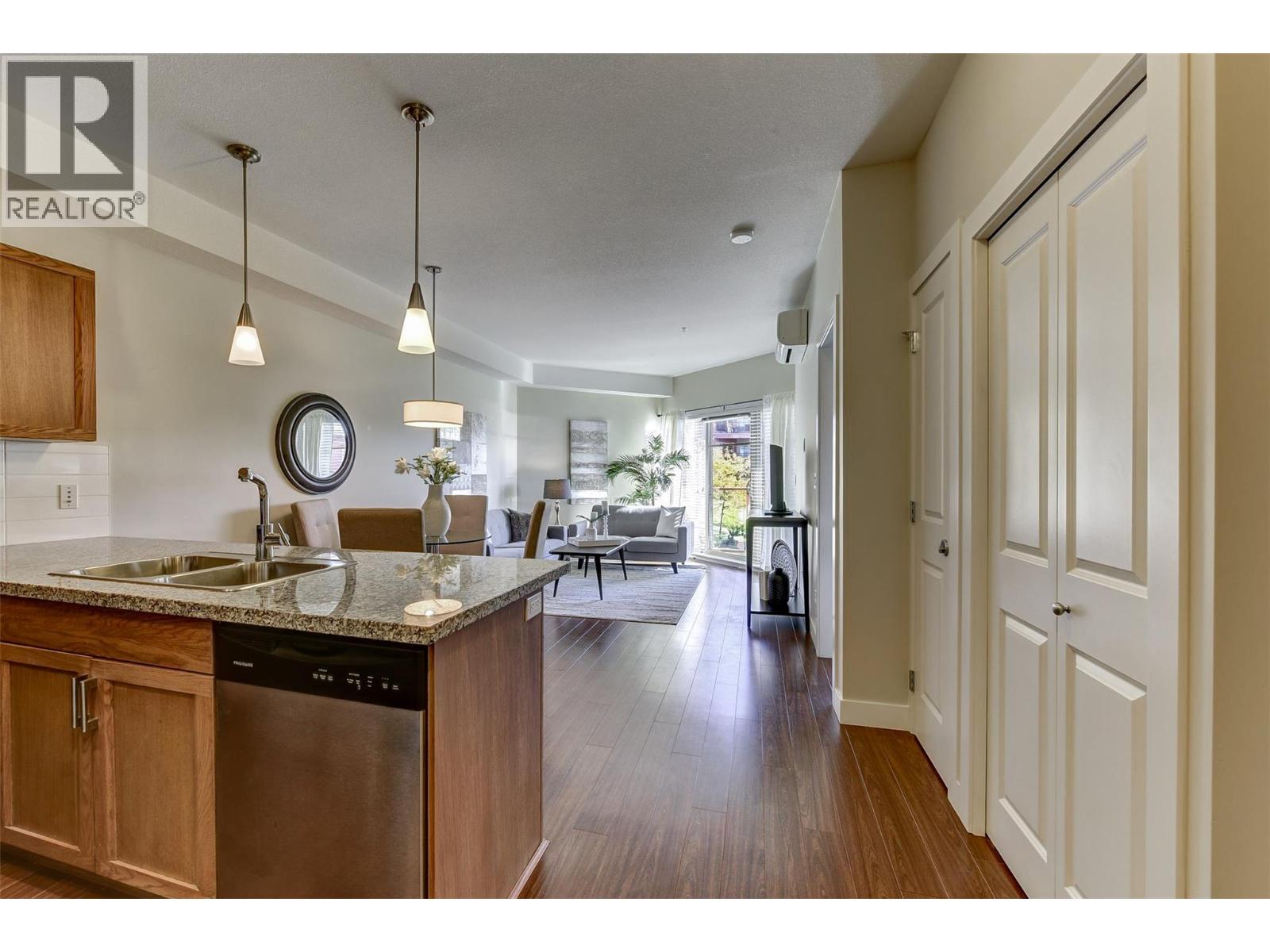 3220 Skyview Lane Unit# 202, West Kelowna, British Columbia  V4T 3J4 - Photo 5 - 10372950