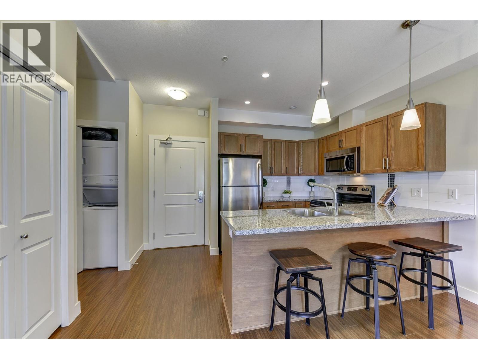 3220 Skyview Lane Unit# 202, West Kelowna, British Columbia  V4T 3J4 - Photo 7 - 10372950