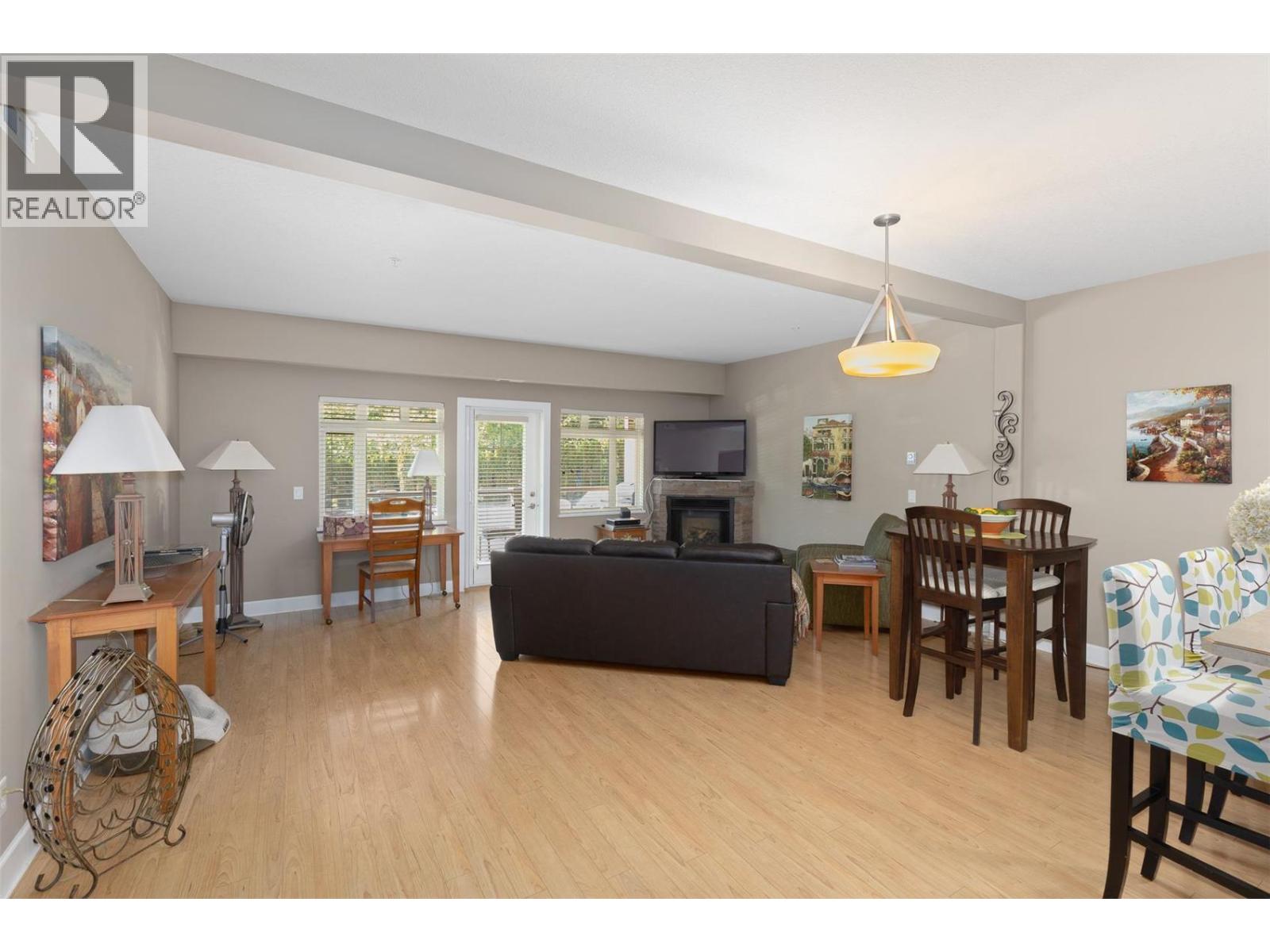 3996 Beach Avenue Unit# 201, Peachland, British Columbia  V0H 1X5 - Photo 11 - 10372960