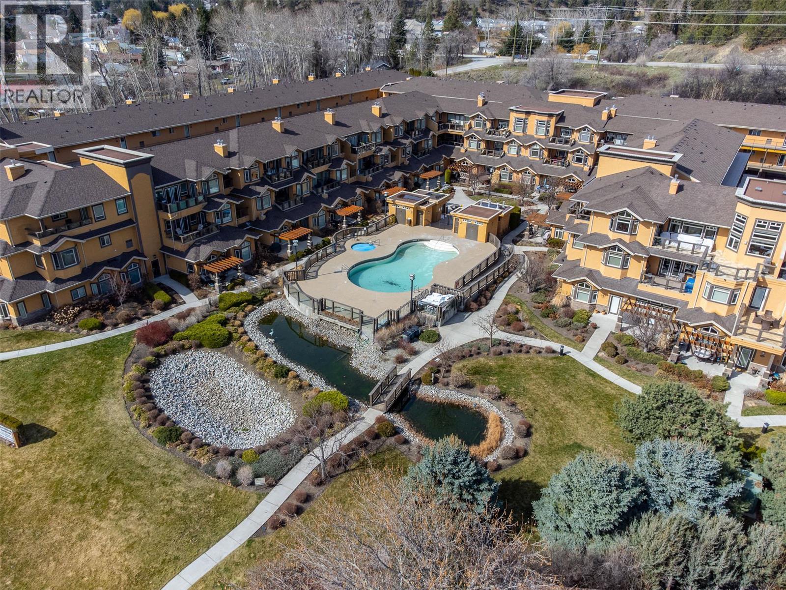 3996 Beach Avenue Unit# 201, Peachland, British Columbia  V0H 1X5 - Photo 3 - 10372960