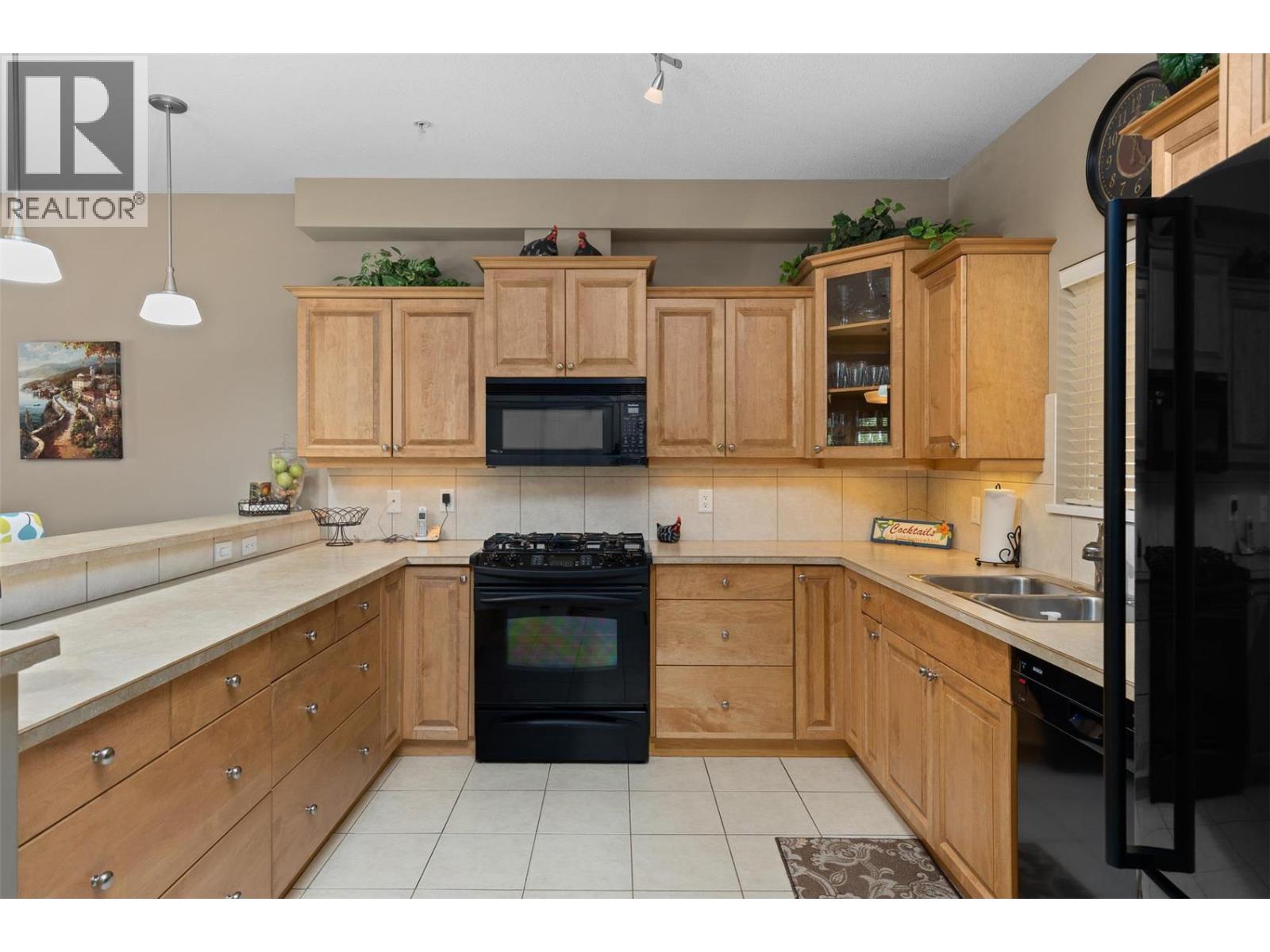 3996 Beach Avenue Unit# 201, Peachland, British Columbia  V0H 1X5 - Photo 9 - 10372960
