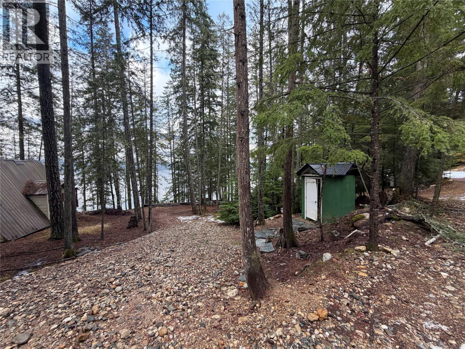 8700 Mabel Lake Road, Lumby, British Columbia  V0E 2G0 - Photo 13 - 10373028