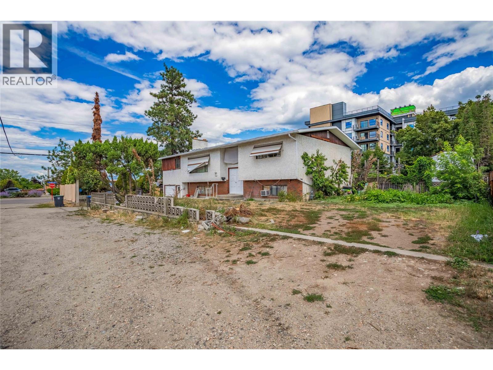 545 Froelich Road, Kelowna, British Columbia  V1X 3M7 - Photo 2 - 10372842