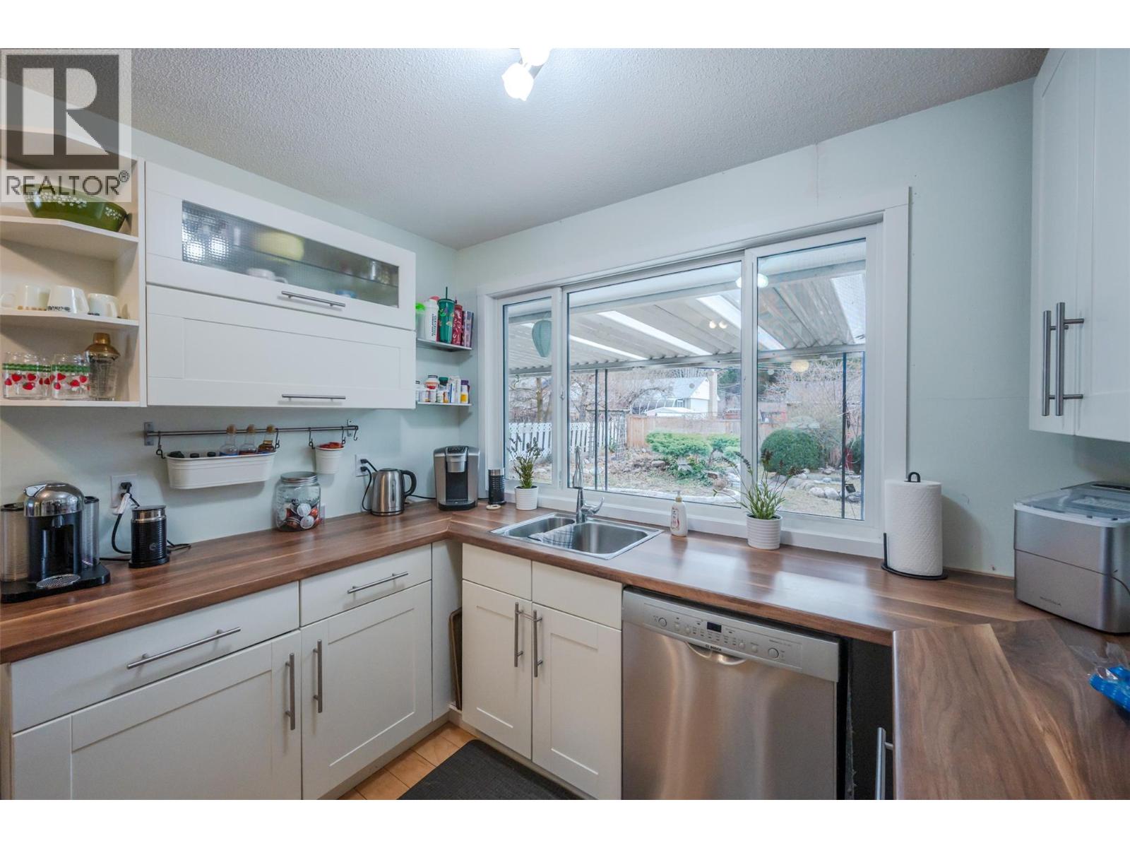 116 Mcpherson Crescent, Penticton, British Columbia  V2A 2N8 - Photo 13 - 10372398