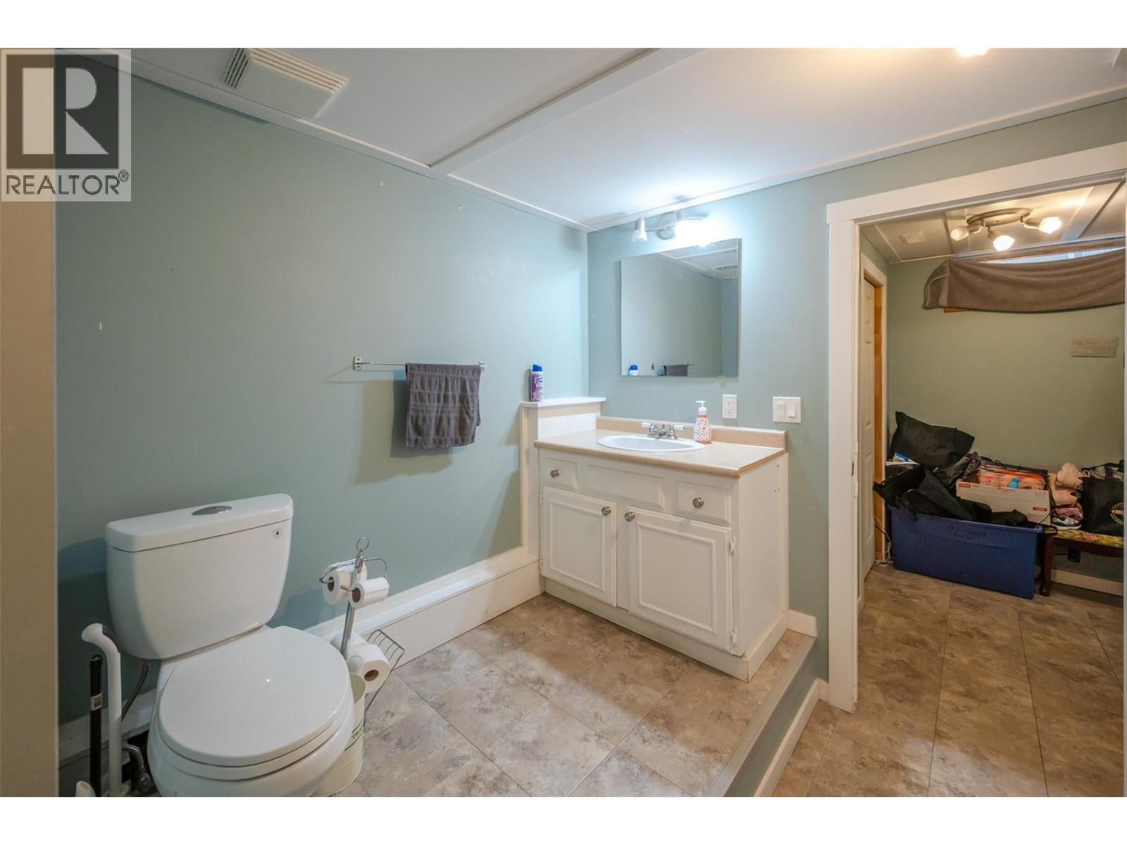 116 Mcpherson Crescent, Penticton, British Columbia  V2A 2N8 - Photo 39 - 10372398